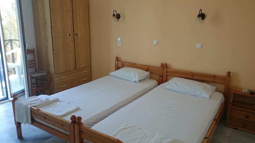 Nikoletta Studios 1 Agios Prokopios  Buitenkant foto