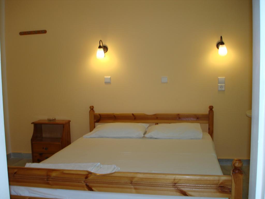 Nikoletta Studios 1 Agios Prokopios  Buitenkant foto