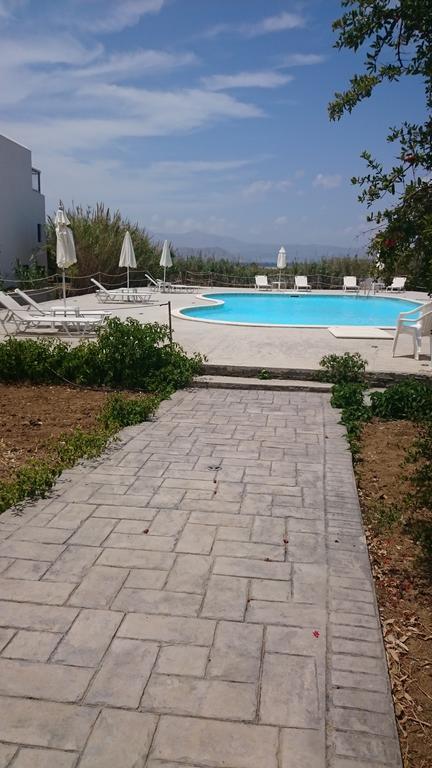 Nikoletta Studios 1 Agios Prokopios  Buitenkant foto